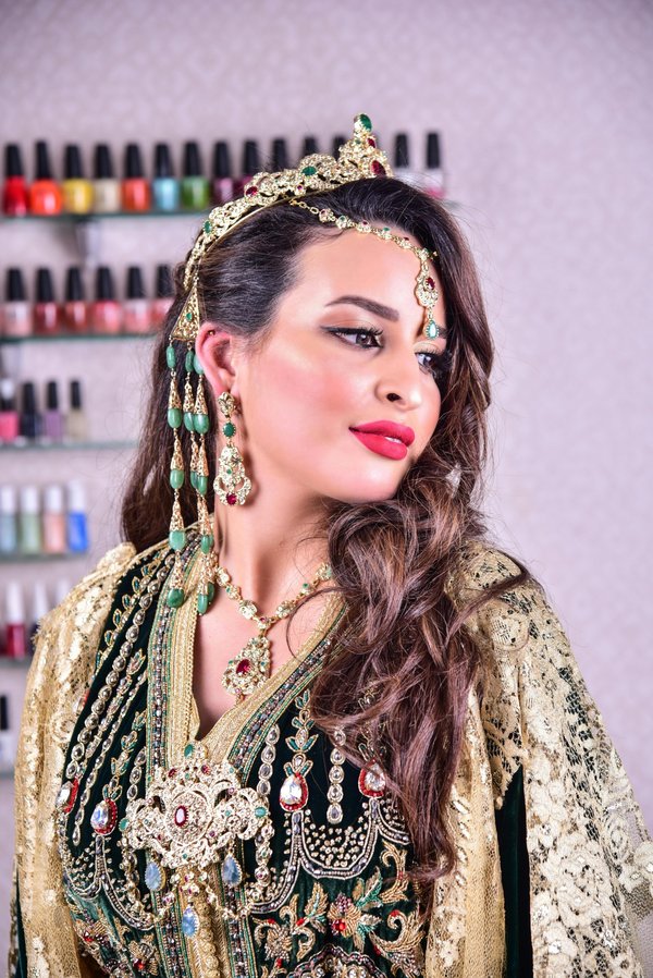 Les robes marocaines : élégance et authenticité à chaque pas